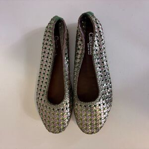 Cardinale Women's Green & Purple Iridescent Leather Woven Flats Size 9